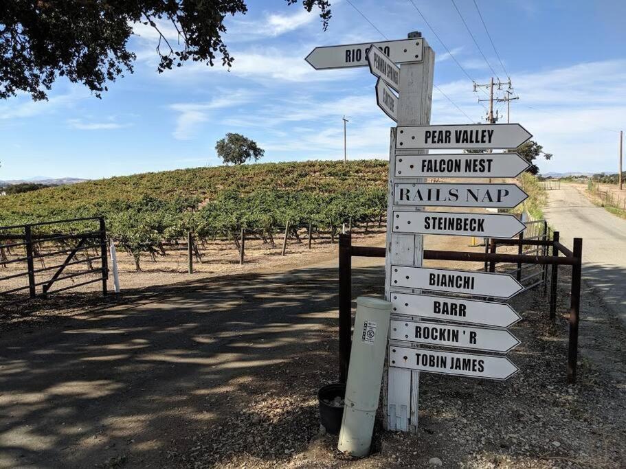 The Vineyard Farmhouse Villa Paso Robles Exterior foto